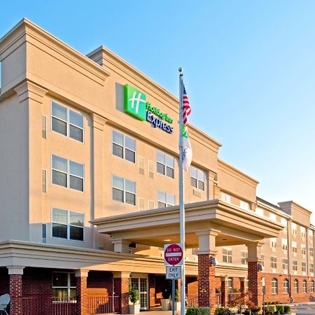 Holiday Inn Express Woodbridge By Ihg Avenel Εξωτερικό φωτογραφία