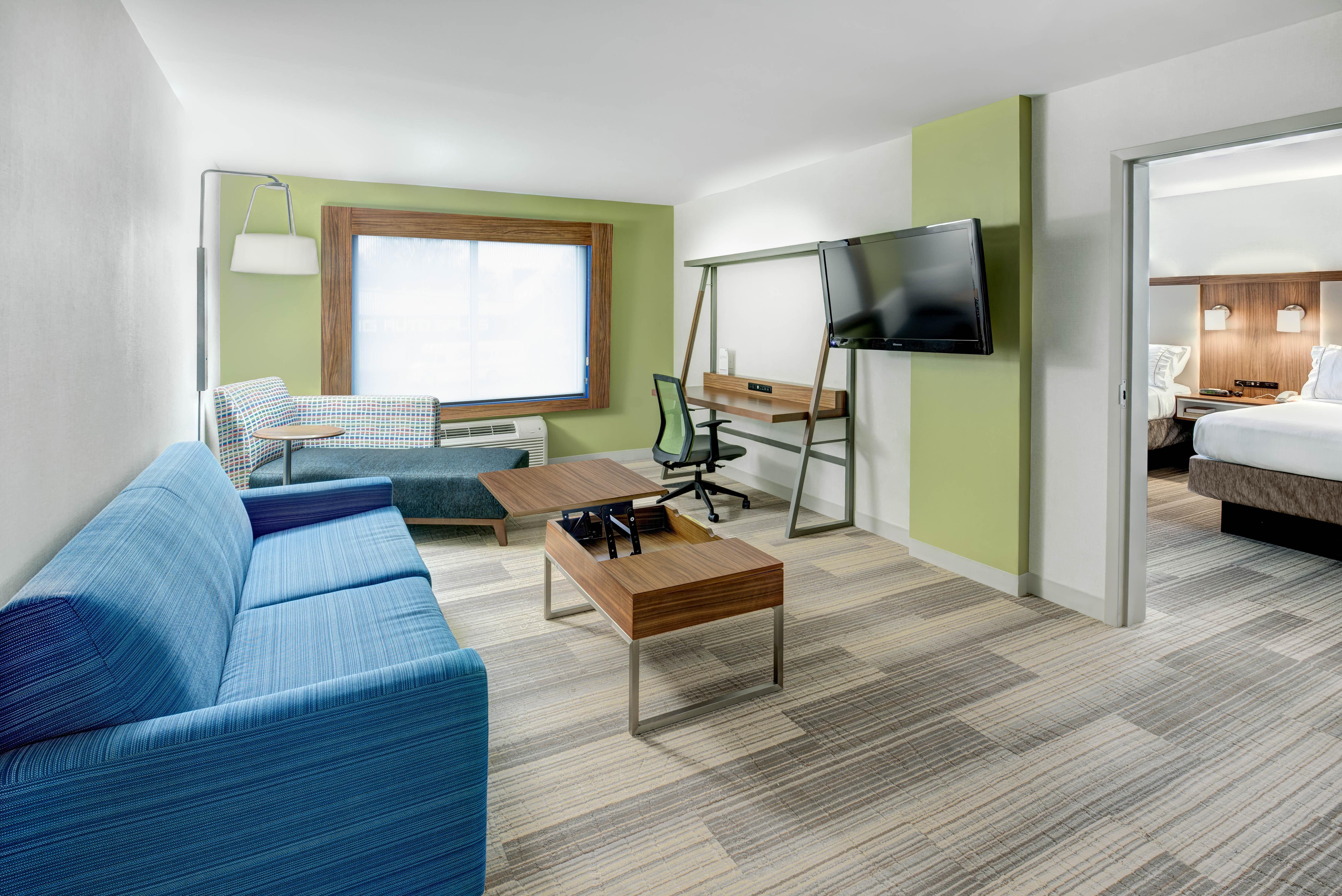 Holiday Inn Express Woodbridge By Ihg Avenel Εξωτερικό φωτογραφία