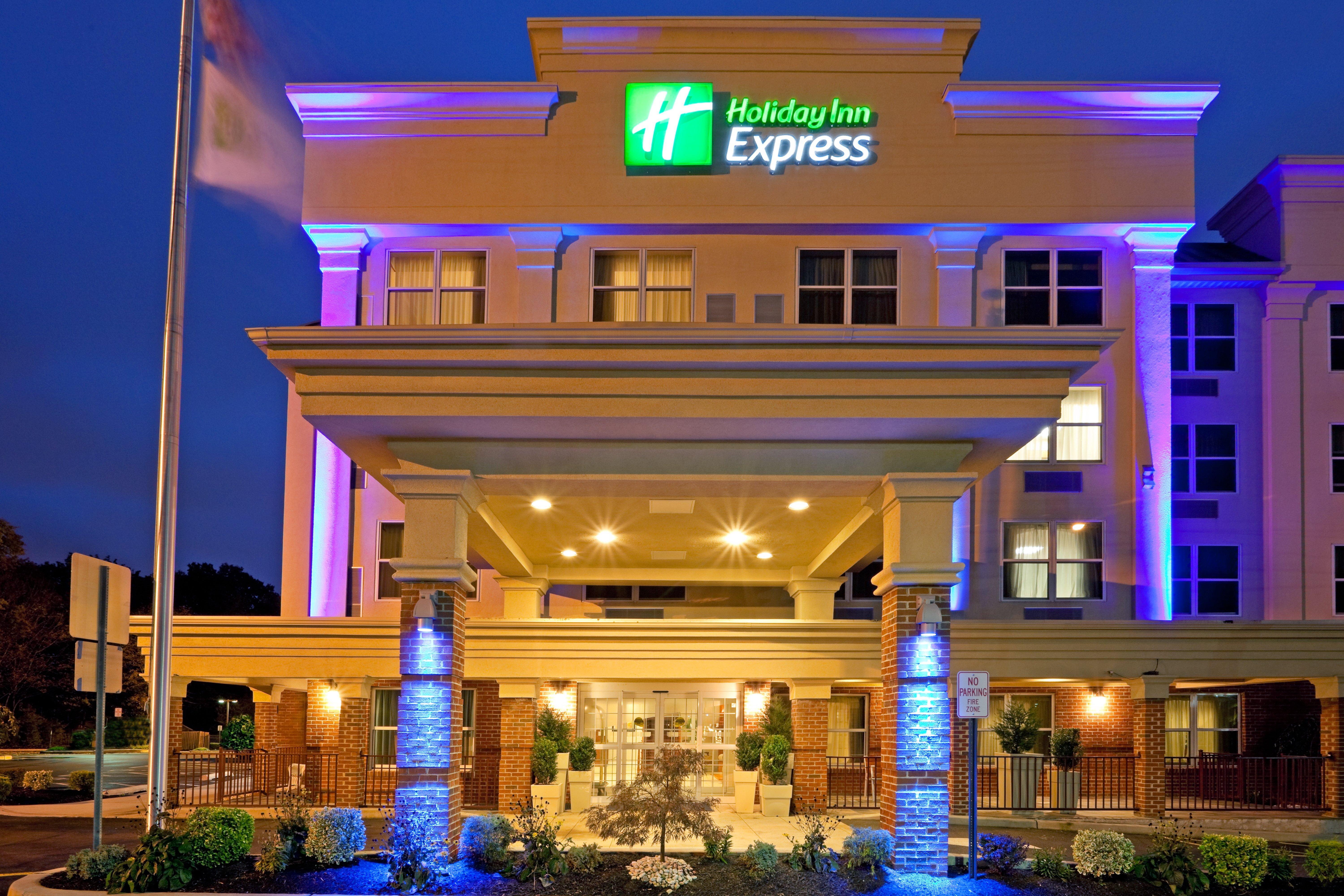 Holiday Inn Express Woodbridge By Ihg Avenel Εξωτερικό φωτογραφία