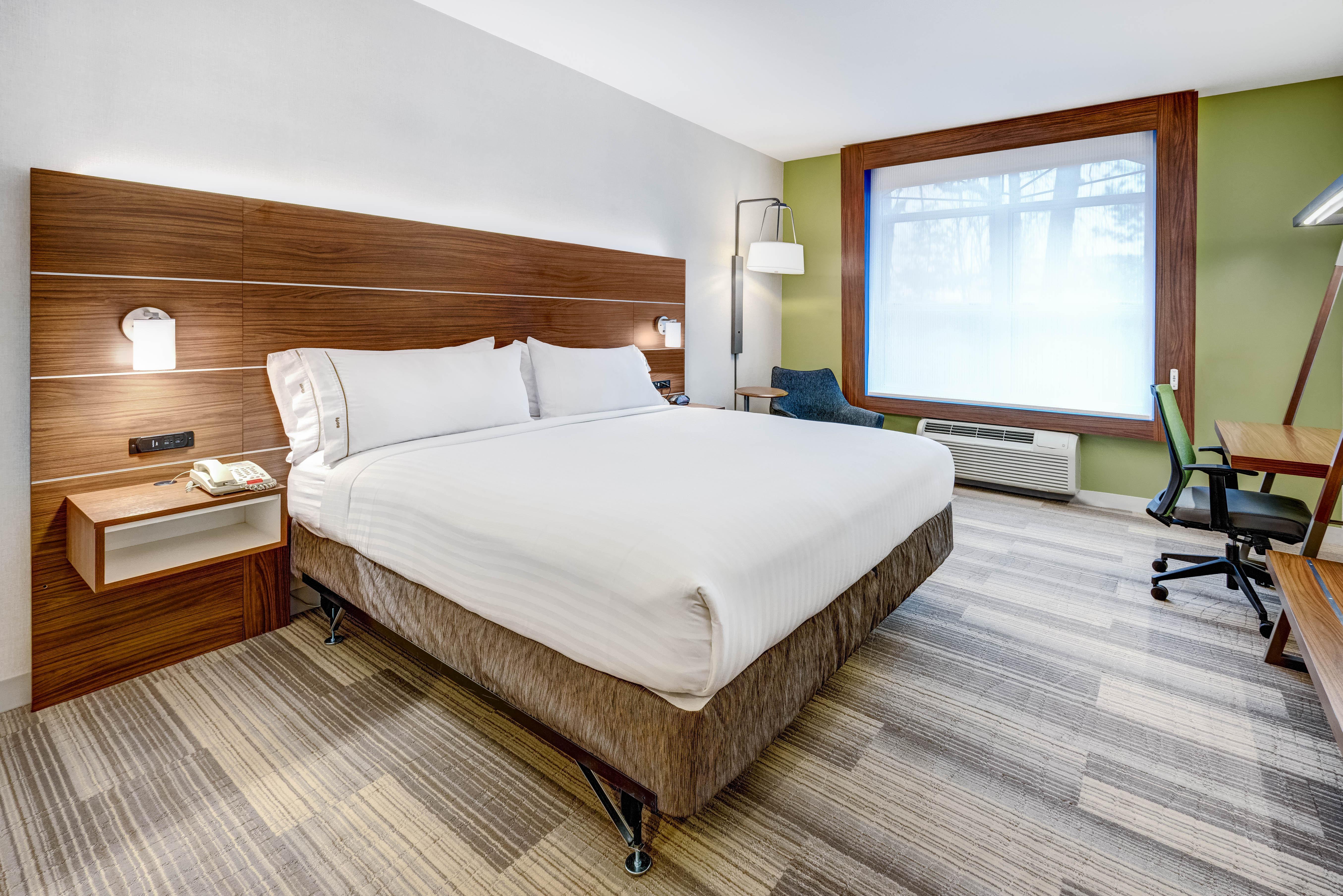 Holiday Inn Express Woodbridge By Ihg Avenel Εξωτερικό φωτογραφία