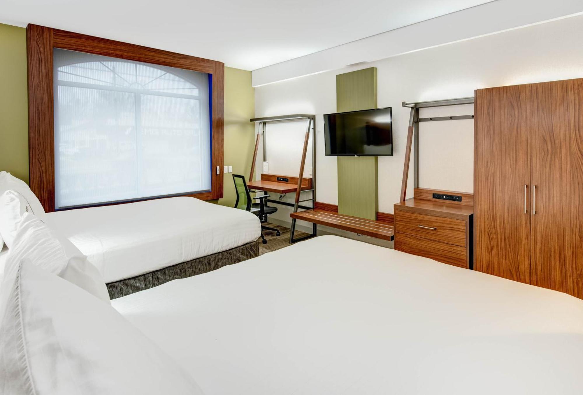 Holiday Inn Express Woodbridge By Ihg Avenel Εξωτερικό φωτογραφία