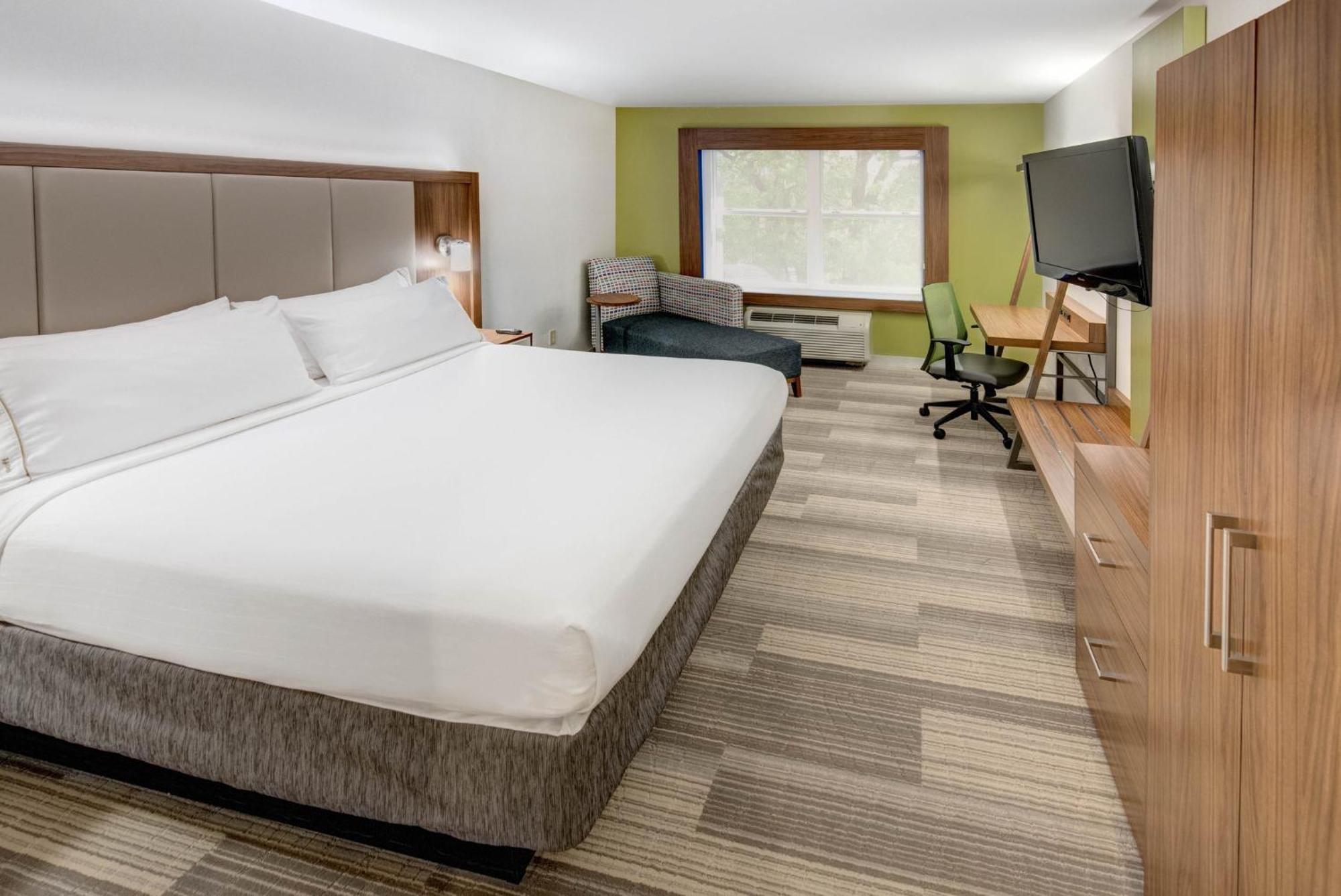 Holiday Inn Express Woodbridge By Ihg Avenel Εξωτερικό φωτογραφία